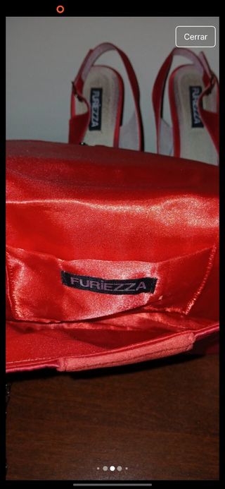 Bolso y zapatos rojos fiesta