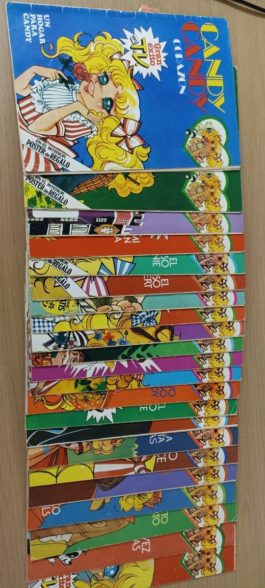 Lote de 23 cómics de Candy Candy