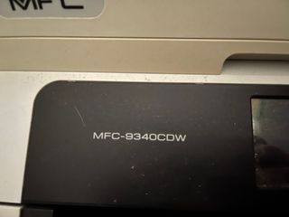 Impresora Laser Color Brother MFC-9340CDW