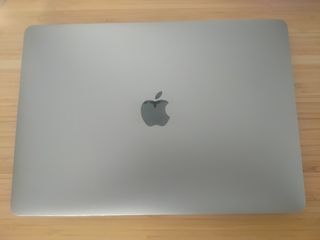 MACBOOK PRO M1
