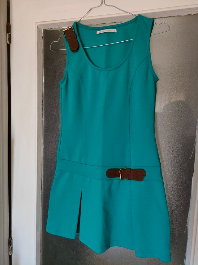 Vestido turquesa verano