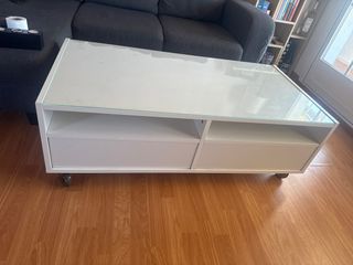 Mesa centro blanca con ruedas
