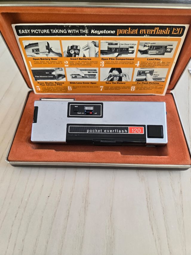 Keystone Pocket Everflash 120 Cámara