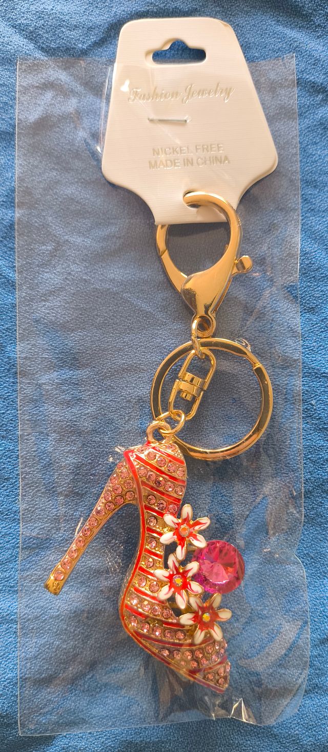 2 llaveros zapato tacón y brillantes imitación