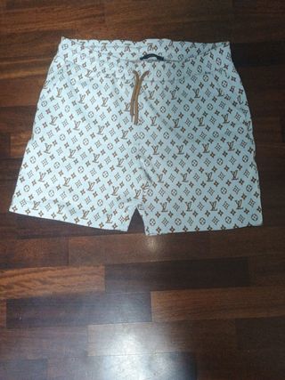 Completo Louis Vuitton - Shorts e T-Shirt