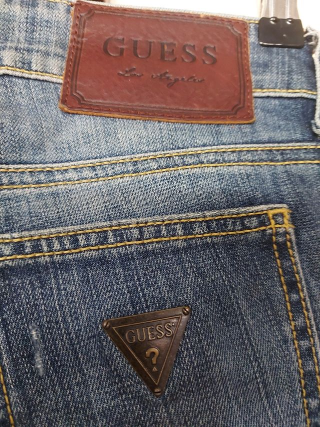 Vaqueros Guess talla 27