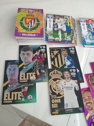 112 Cromos MGK 24-25 Mbappe vinicius niko elite