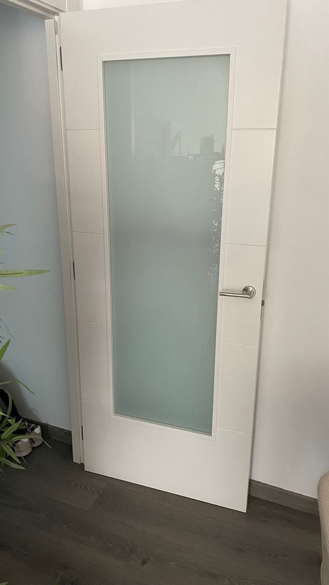 2 puertas interior blanca con cristal