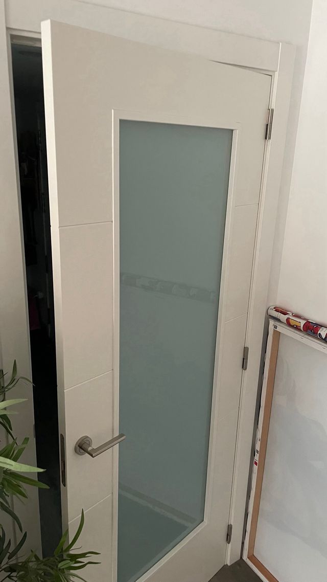 2 puertas interior blanca con cristal