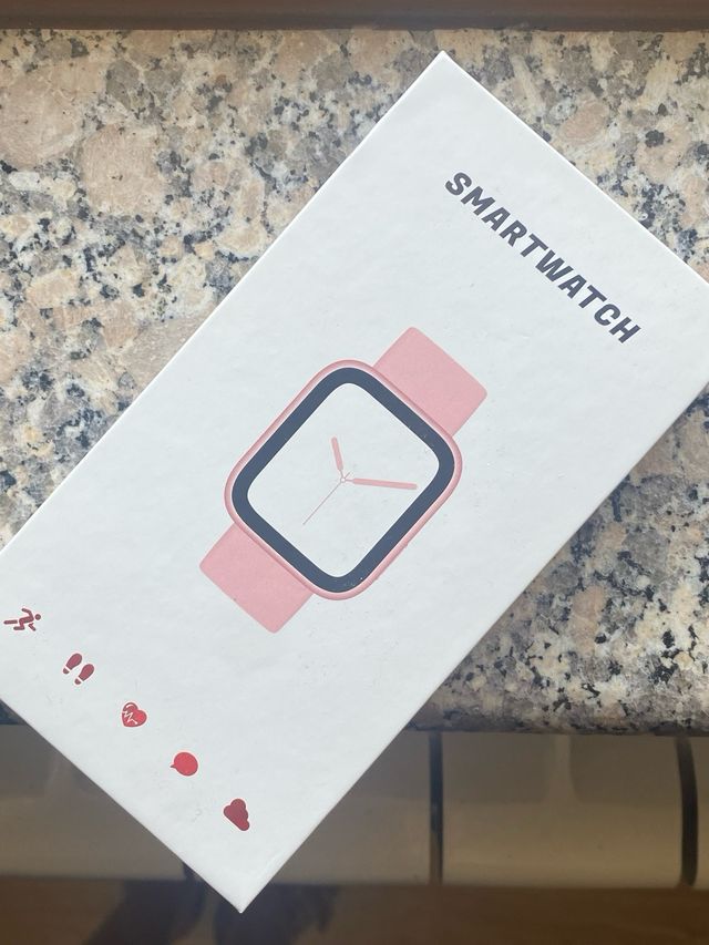 Smartwatch in oro rosa