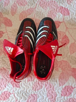 Adidas - Zapatillas fútbol sala rojas y negras