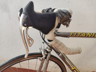 Bicicleta Carretera Titanium THT