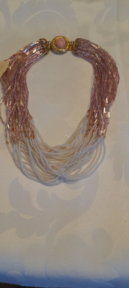 Collana vintage multifilo rosa