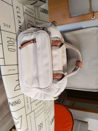 Bolso PARFOIS beige y blanco