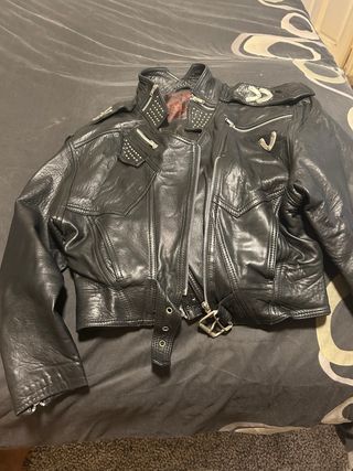 Cazadora cuero negra vintage