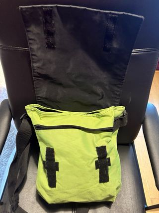 Bolso bandolera Benetton - Verde y Negro