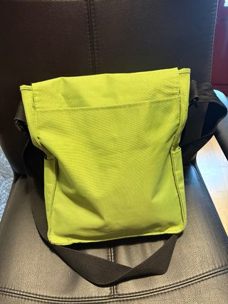 Bolso bandolera Benetton - Verde y Negro