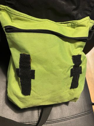 Bolso bandolera Benetton - Verde y Negro