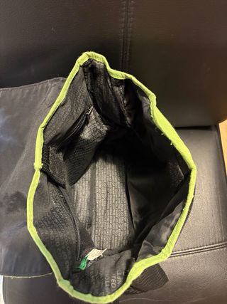 Bolso bandolera Benetton - Verde y Negro