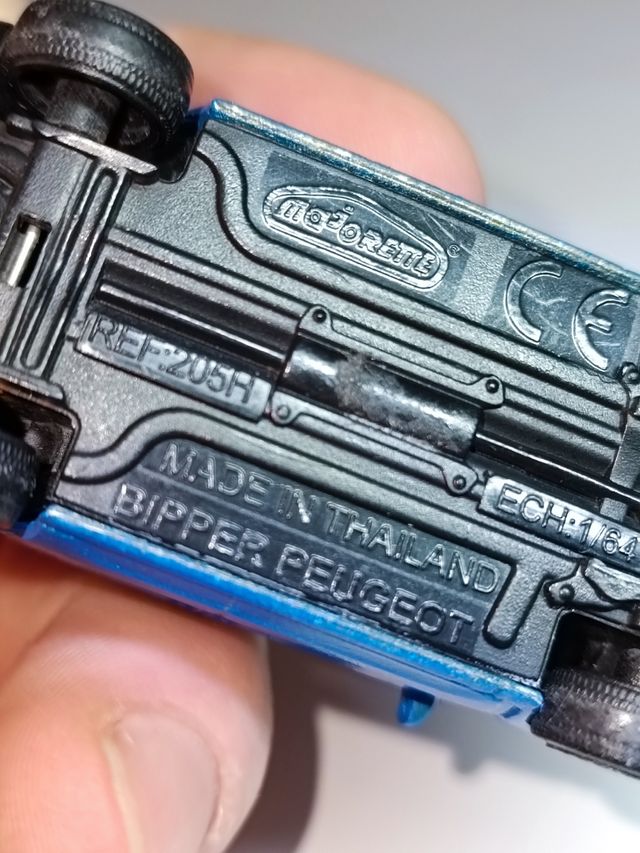 PEUGEOT BIPERR 1/64 MAJORETTE