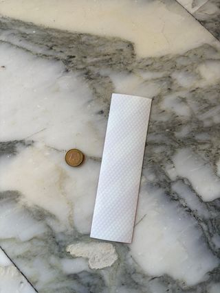 Adesivo Off-White riflettente rosso-bianco