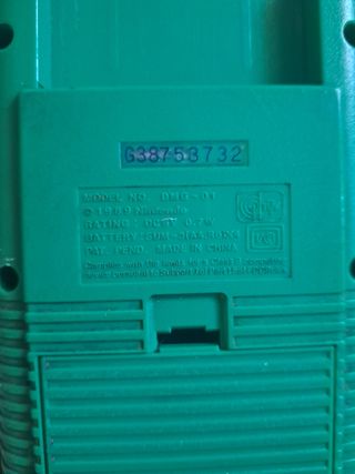 Game Boy verde + 5 juegos