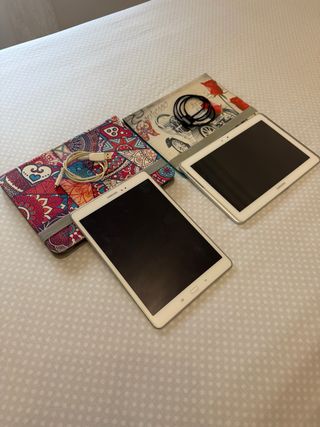 2 Tablets Samsung blancas
