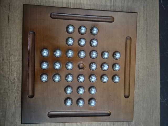 Dama cinese in legno