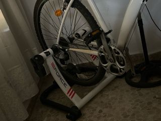 Bicicleta BH Fitness bisicleta +Rodillo 