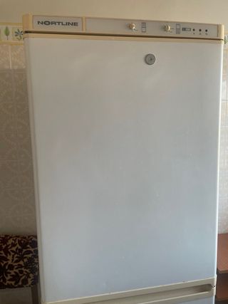 Nevera Norline: Refrigerador usado