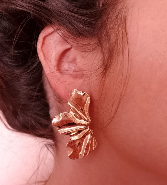 Pendientes dorados de acero inoxidable