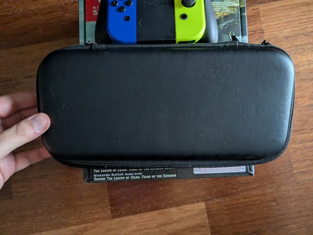 Nintendo Switch OLED Zelda Tears of Kingdom