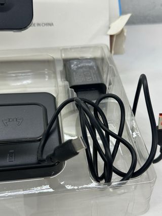 Cargador inalámbrico CAVN 3 en 1.NUEVO