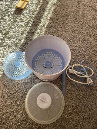 Esterilizador AVENT eléctrico para biberones
