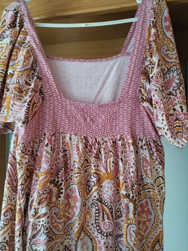 Vestido de verano rosa