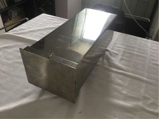 Mobili antichi per strumenti chirurgici