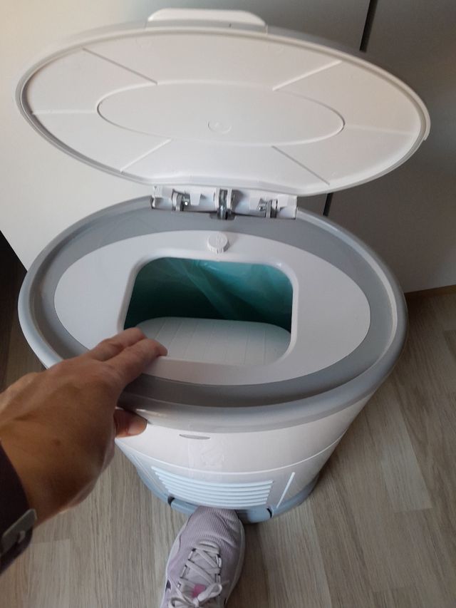 Papelera pañales Korbell. Regalo bolsas de recarga