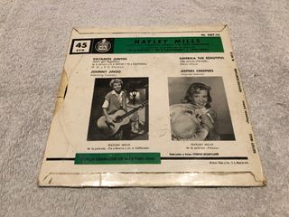 Canta Hayley Mills "Tú a Boston y yo a California"
