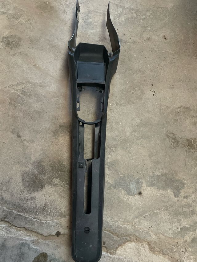 Consola central Seat Ibiza 6L
