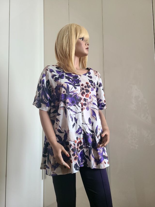 Blusa estiva fiori viola-bianco