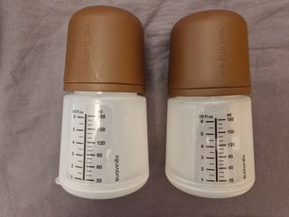 2 Biberones Suavinex 180ml.