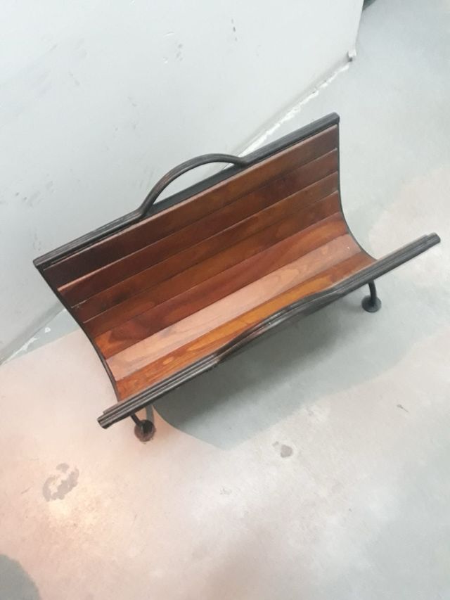 Revistero madera y metal