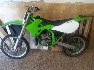 Kawasaki KX 250 2001: Piezas