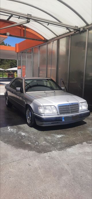 Mercedes-Benz Clase E 1993