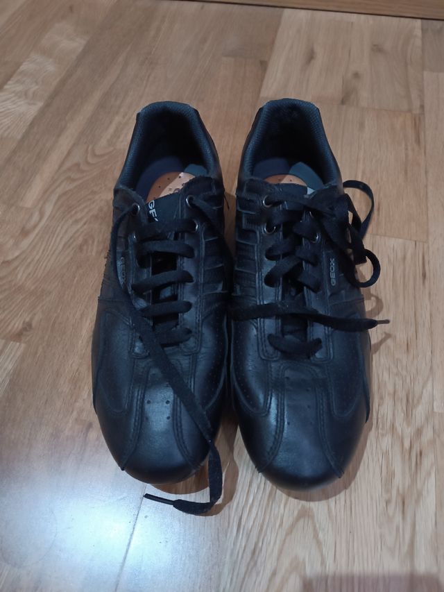 Zapatillas Geox negras talla 42! 280mm
