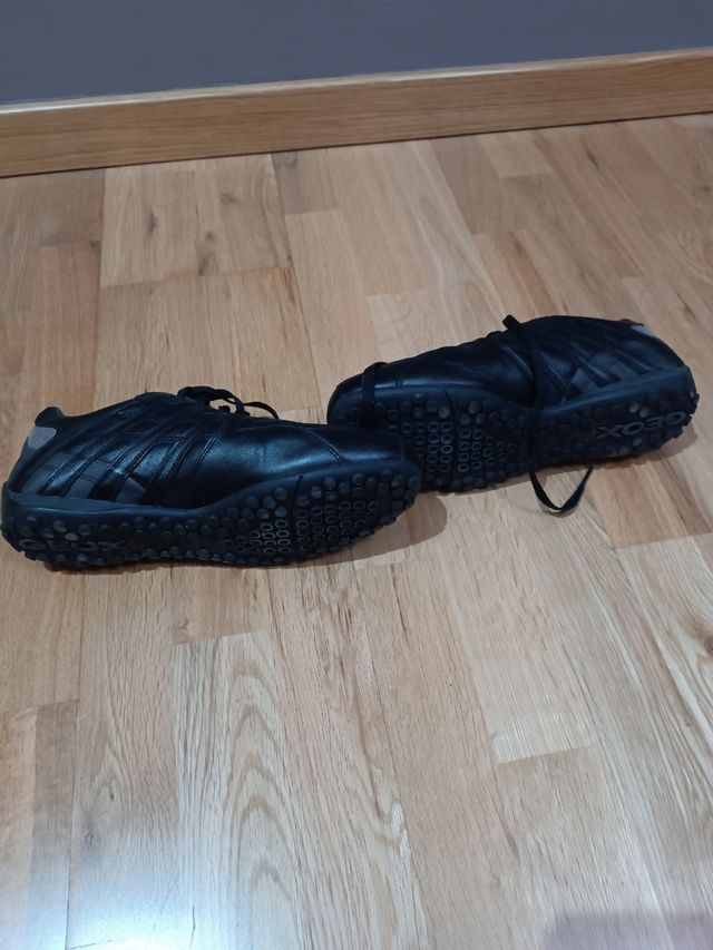 Zapatillas Geox negras talla 42! 280mm