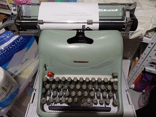 Máquina escribir Olivetti Lexikon 80
