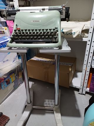 Máquina escribir Olivetti Lexikon 80