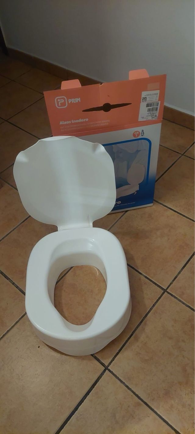 Alza inodoro PRIM con tapa