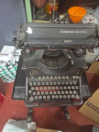 Máquina escribir Hispano Olivetti